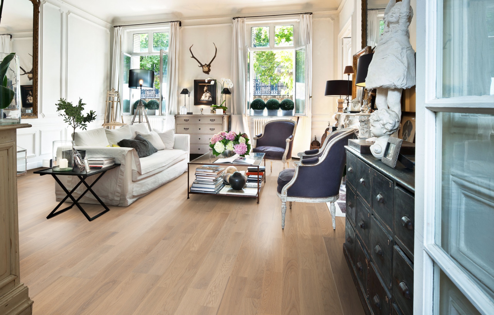 Паркетная доска Kahrs Песочная Дуб Портофино Portofino 152N38EK0VKW240 Variation 2423×200×15 фото в интерьере